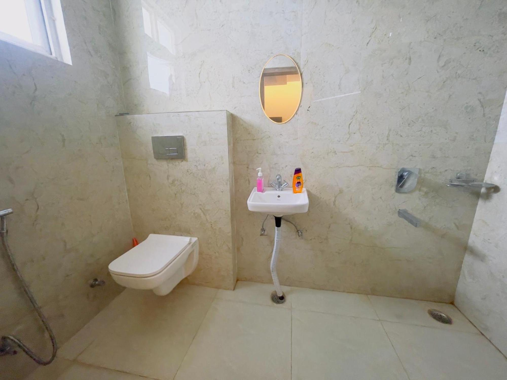 Atulyam Stays Sushant Golf City Lucknow Exterior photo